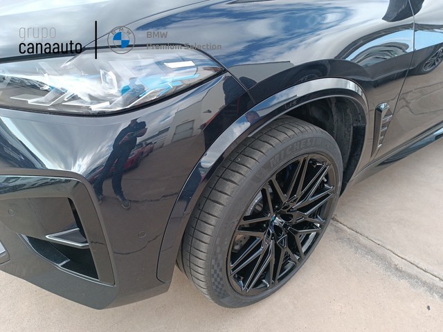 BMW M X5 M color Negro. Año 2024. 460KW(625CV). Gasolina. En concesionario LAS CHAFIRAS de Sta. C. Tenerife