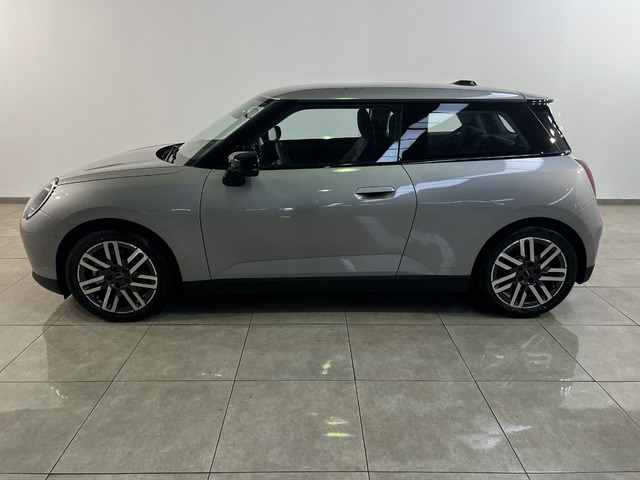 Foto 3 MINI  3 Puertas Cooper E 135 kW (184 CV)