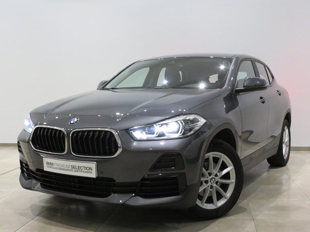 BMW X2 sDrive16d color Gris. Año 2021. 85KW(116CV). Diésel. En concesionario GANDIA Automoviles Fersan, S.A. de Valencia