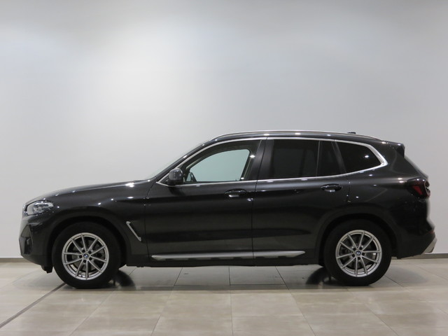 BMW X3 xDrive20d color Gris. Año 2021. 140KW(190CV). Diésel. En concesionario SAN JUAN Automoviles Fersan S.A. de Alicante