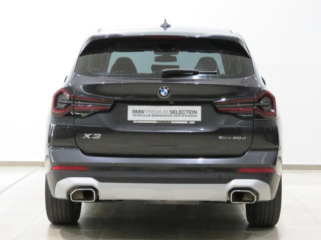 BMW X3 xDrive20d color Gris. Año 2021. 140KW(190CV). Diésel. En concesionario SAN JUAN Automoviles Fersan S.A. de Alicante