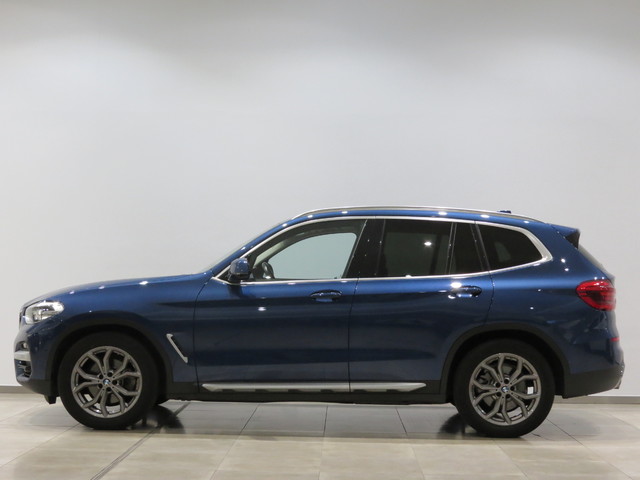 BMW X3 xDrive20d color Azul. Año 2020. 140KW(190CV). Diésel. En concesionario GANDIA Automoviles Fersan, S.A. de Valencia