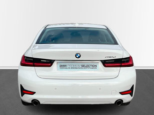 BMW Serie 3 318d color Blanco. Año 2022. 110KW(150CV). Diésel. En concesionario MURCIA PREMIUM S.L. JUAN CARLOS I de Murcia
