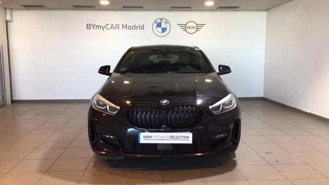 BMW Serie 1 116d color Negro. Año 2020. 85KW(116CV). Diésel. En concesionario BYmyCAR Madrid - Alcalá de Madrid