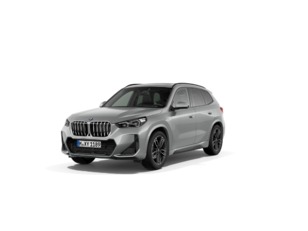 Fotos de BMW X1 sDrive18d color Gris Plata. Año 2023. 110KW(150CV). Diésel. En concesionario Automotor Premium Viso - Málaga de Málaga