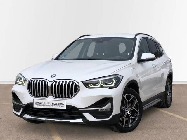 BMW X1 xDrive25e color Blanco. Año 2020. 162KW(220CV). Híbrido Electro/Gasolina. En concesionario Proa Premium Palma de Baleares