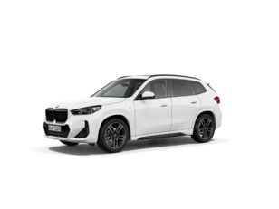 Fotos de BMW X1 sDrive18d color Blanco. Año 2024. 110KW(150CV). Diésel. En concesionario Oliva Motor Girona de Girona