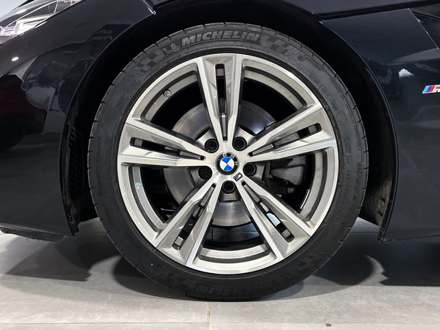 BMW Z4 sDrive30i Cabrio color Negro. Año 2024. 190KW(258CV). Gasolina. En concesionario Engasa S.A. de Valencia