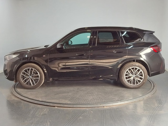 BMW X1 sDrive18d color Negro. Año 2023. 110KW(150CV). Diésel. En concesionario Proa Premium Palma de Baleares