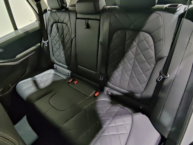 BMW X5 xDrive30d color Blanco. Año 2023. 219KW(298CV). Diésel. En concesionario Motor Munich Cadi - Manresa - VO de Barcelona
