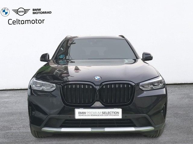 BMW X3 xDrive30d color Negro. Año 2022. 210KW(286CV). Diésel. En concesionario Celtamotor Vigo  de Pontevedra