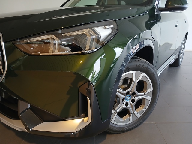BMW X1 xDrive25e color Verde. Año 2024. 180KW(245CV). Híbrido Electro/Gasolina. En concesionario Adler Motor S.L. TOLEDO de Toledo
