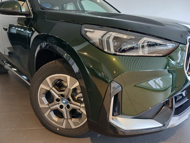 BMW X1 xDrive25e color Verde. Año 2024. 180KW(245CV). Híbrido Electro/Gasolina. En concesionario Adler Motor S.L. TOLEDO de Toledo