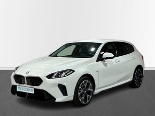Fotos de BMW Serie 1 118d color Blanco. Año 2024. 110KW(150CV). Diésel. En concesionario BMW Marcos Automoción de Valencia