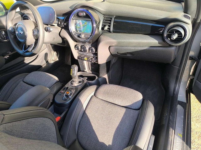 fotoG 7 del MINI MINI 3 Puertas Cooper SE 135 kW (184 CV) 184cv Eléctrico del 2021 en Salamanca