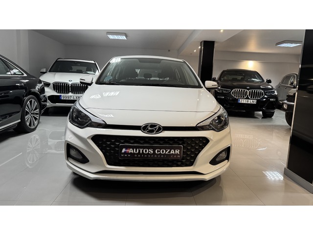 Hyundai i20 1.2 MPI Essence 62 kW (84 CV)