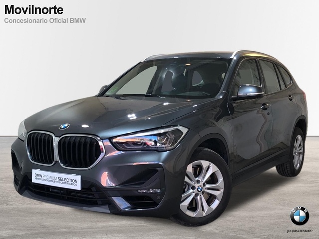 BMW X1 xDrive20i color Gris. Año 2021. 141KW(192CV). Gasolina. En concesionario Movilnorte El Carralero de Madrid