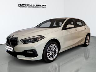 Fotos de BMW Serie 1 118i color Blanco. Año 2023. 103KW(140CV). Gasolina. En concesionario Automotor Premium Velázquez - Málaga de Málaga