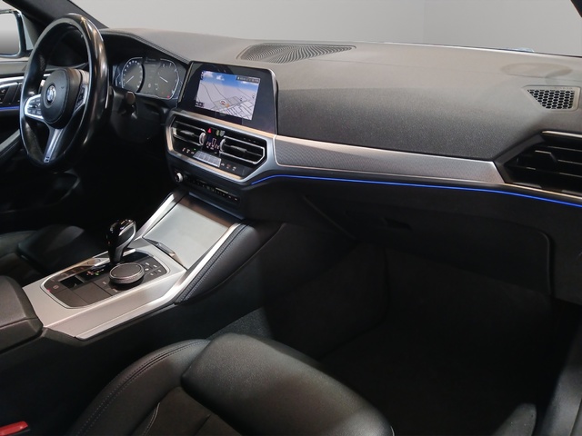 BMW Serie 4 420d Gran Coupe color Gris. Año 2022. 140KW(190CV). Diésel. En concesionario GANDIA Automoviles Fersan, S.A. de Valencia