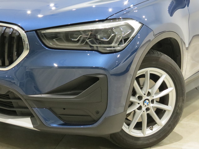 BMW X1 sDrive18d color Azul. Año 2021. 110KW(150CV). Diésel. En concesionario GANDIA Automoviles Fersan, S.A. de Valencia