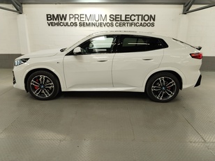 Fotos de BMW iX2 xDrive30 color Blanco. Año 2024. 230KW(313CV). Eléctrico. En concesionario Autoberón de La Rioja