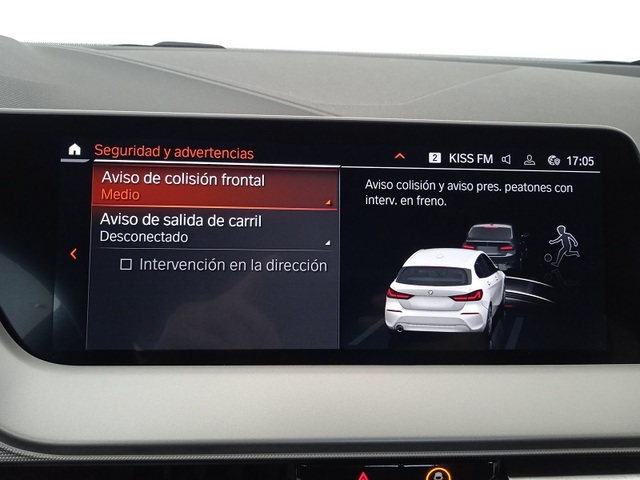 BMW Serie 1 118i color Blanco. Año 2022. 103KW(140CV). Gasolina. En concesionario ALBAMOCION CUENCA de Cuenca
