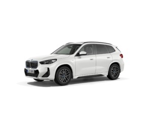 Fotos de BMW iX1 xDrive30 color Blanco. Año 2023. 230KW(313CV). Eléctrico. En concesionario Automotor Premium Velázquez - Málaga de Málaga