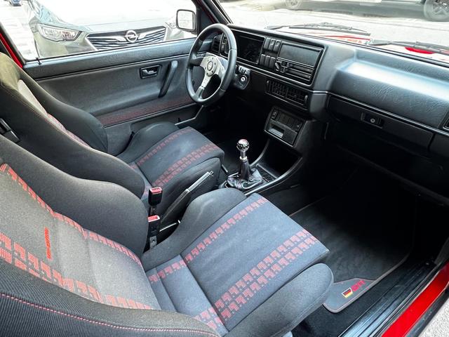 Volkswagen Golf GTI 1.8 82 kW (112 CV)