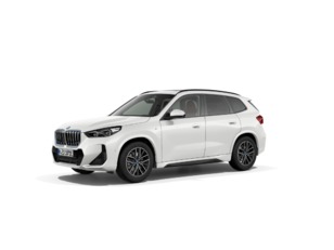 Fotos de BMW iX1 xDrive30 color Blanco. Año 2023. 230KW(313CV). Eléctrico. En concesionario GANDIA Automoviles Fersan, S.A. de Valencia