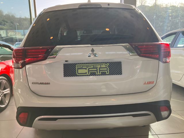 Mitsubishi Outlander 200 MPI Motion 2WD CVT 110 kW (150 CV)