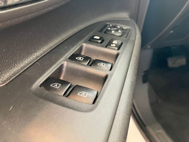 Mitsubishi Outlander 200 MPI Motion 2WD CVT 110 kW (150 CV)