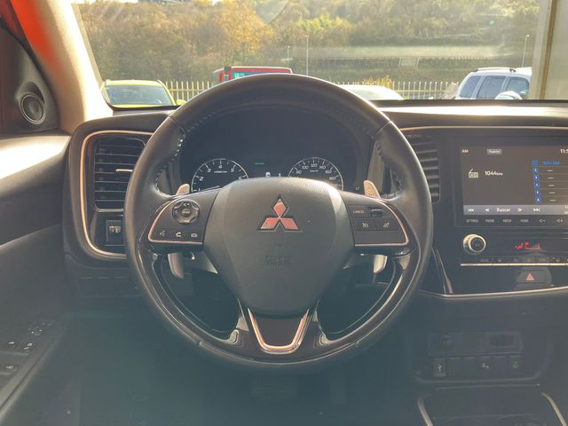 Mitsubishi Outlander 200 MPI Motion 2WD CVT 110 kW (150 CV)
