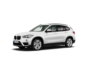 Fotos de BMW X1 sDrive18i color Blanco. Año 2019. 103KW(140CV). Gasolina. En concesionario Novomóvil Oleiros de Coruña