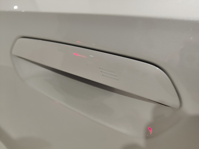 Foto 13 BMW iX1 eDrive20 150 kW (204 CV)