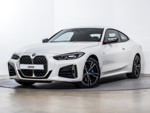 Fotos de BMW Serie 4 M440i coupé color Blanco. Año 2023. 275KW(374CV). Gasolina. En concesionario Oliva Motor Tarragona de Tarragona