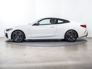 Fotos de BMW Serie 4 M440i coupé color Blanco. Año 2023. 275KW(374CV). Gasolina. En concesionario Oliva Motor Tarragona de Tarragona