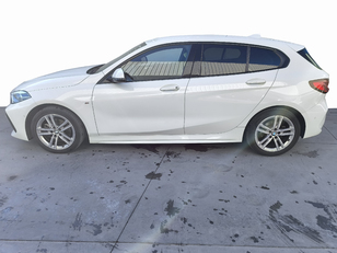 Fotos de BMW Serie 1 116d color Blanco. Año 2020. 85KW(116CV). Diésel. En concesionario Automóviles Oviedo S.A. de Asturias