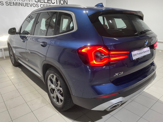 BMW X3 xDrive20d color Azul. Año 2021. 140KW(190CV). Diésel. En concesionario Hispamovil Elche de Alicante