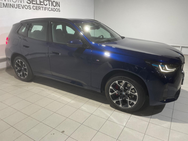 BMW X3 xDrive20d color Azul. Año 2024. 145KW(197CV). Diésel. En concesionario Hispamovil Elche de Alicante