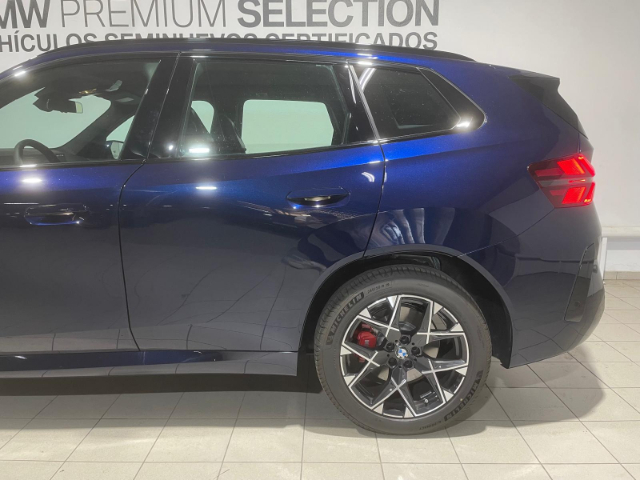 BMW X3 xDrive20d color Azul. Año 2024. 145KW(197CV). Diésel. En concesionario Hispamovil Elche de Alicante