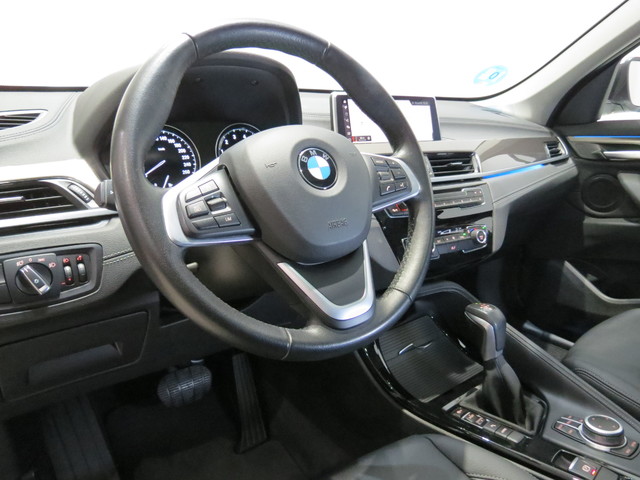 BMW X1 xDrive25e color Blanco. Año 2020. 162KW(220CV). Híbrido Electro/Gasolina. En concesionario ALZIRA Automoviles Fersan, S.A. de Valencia