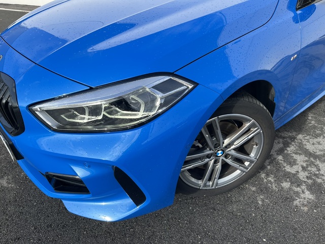 BMW Serie 1 116d color Azul. Año 2024. 85KW(116CV). Diésel. En concesionario Novomóvil Oleiros de Coruña