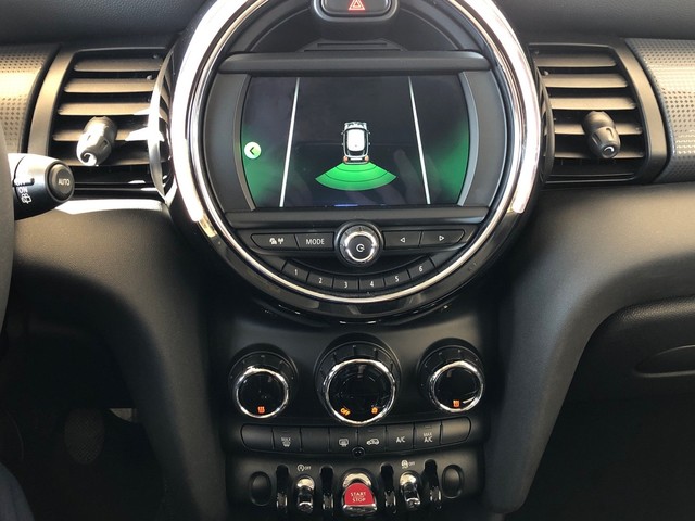 fotoG 15 del MINI MINI 3 Puertas Cooper 100 kW (136 CV) 136cv Gasolina del 2020 en Madrid