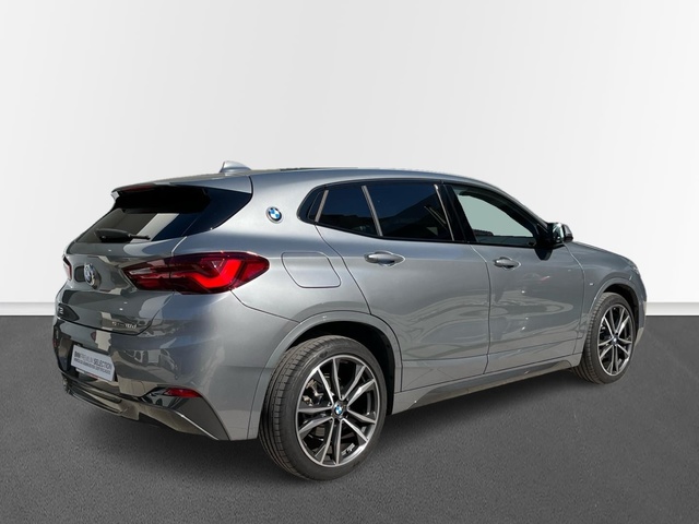BMW X2 sDrive16d color Gris. Año 2024. 85KW(116CV). Diésel. En concesionario Murcia Premium S.L. AV DEL ROCIO de Murcia