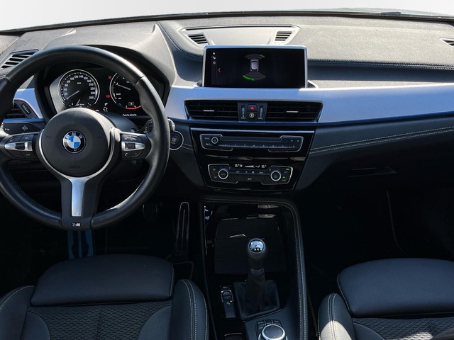 BMW X2 sDrive16d color Gris. Año 2024. 85KW(116CV). Diésel. En concesionario Murcia Premium S.L. AV DEL ROCIO de Murcia