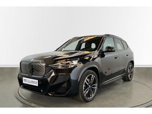 Fotos de BMW iX1 xDrive30 color Negro. Año 2024. 230KW(313CV). Eléctrico. En concesionario Proa Premium Palma de Baleares