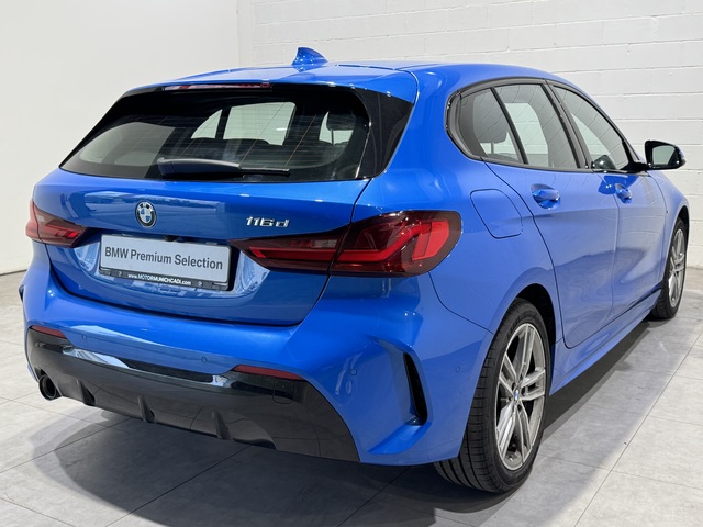 BMW Serie 1 116d color Azul. Año 2024. 85KW(116CV). Diésel. En concesionario Motor Munich Cadi - Manresa - VO de Barcelona