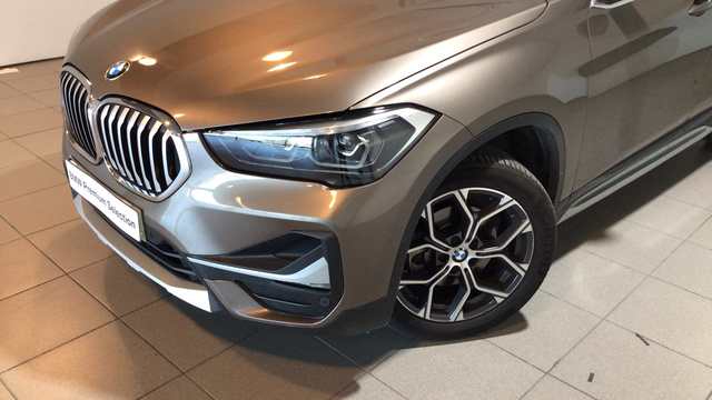 BMW X1 sDrive18d color Beige. Año 2020. 110KW(150CV). Diésel. En concesionario BYmyCAR Madrid - Alcalá de Madrid