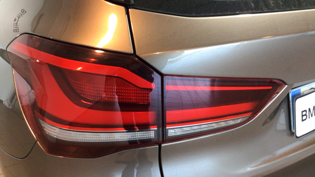 BMW X1 sDrive18d color Beige. Año 2020. 110KW(150CV). Diésel. En concesionario BYmyCAR Madrid - Alcalá de Madrid