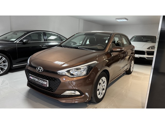 Hyundai i20 1.2 MPI Essence 62 kW (84 CV)